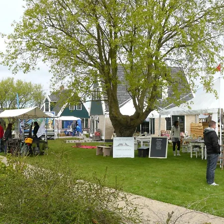 Elegant Wieringer Vila