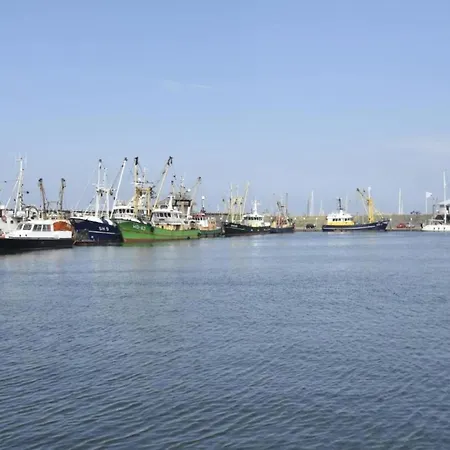 Elegant Wieringer Vila Hippolytushoef